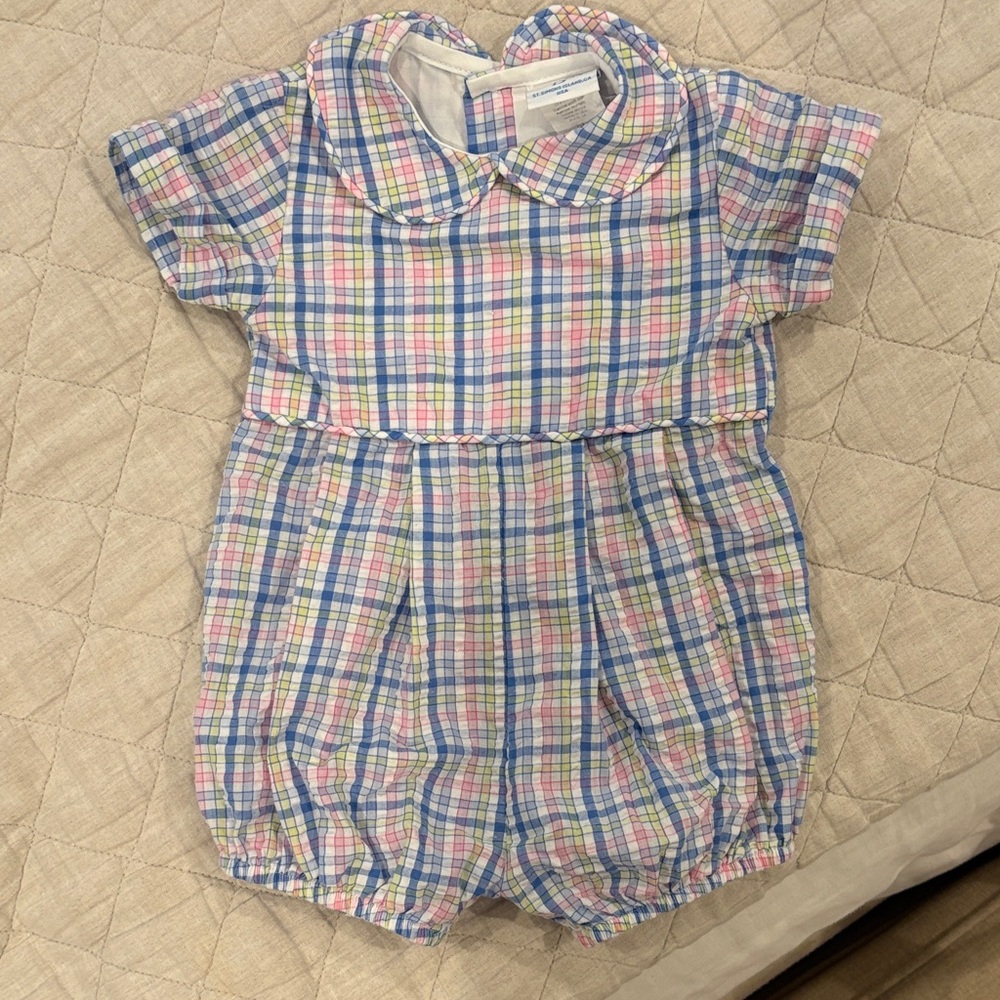 Bailey Boys Seersucker Plaid Baby Romper. Size 9M. Worn Once.